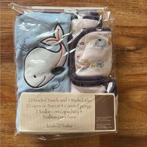 🔴NEW🔴, Two (2) Baby Hooded Bath Towels